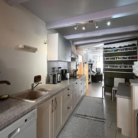 Charmante Maison De Village Au Coeur De - Fr-1-434-119 Дом отдыха Ла-Куард-сюр-Мер